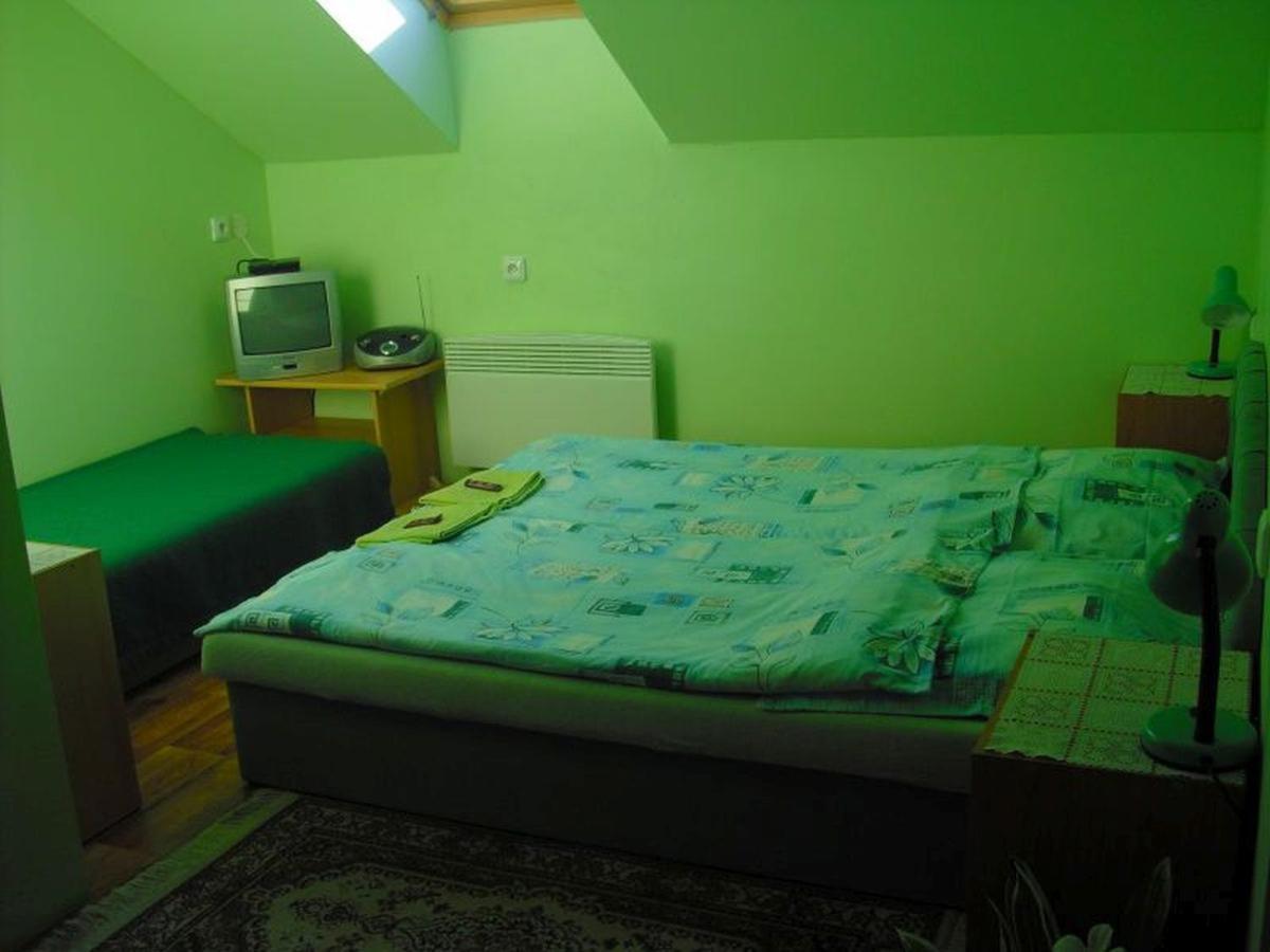 Penzion U Balcarky Ostrov u Macochy Eksteriør billede